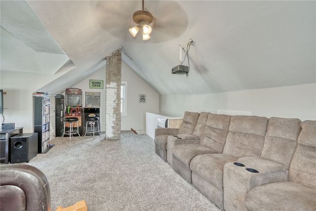 38 Mapledale Street, Rochester, NY 14609