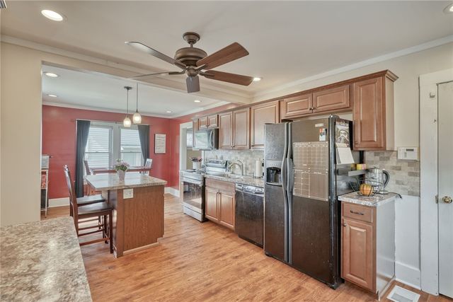38 Mapledale Street, Rochester, NY 14609