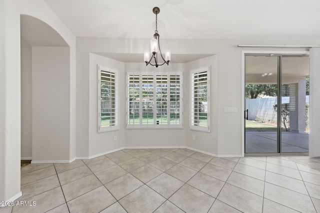8216 W CROCUS Drive, Peoria, AZ 85381