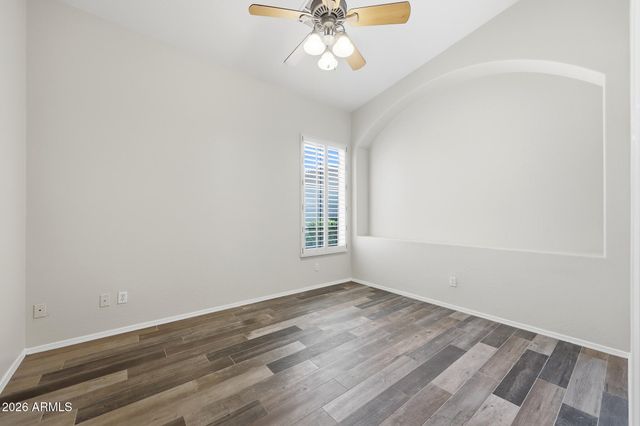 8216 W CROCUS Drive, Peoria, AZ 85381