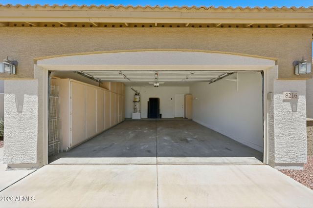 8216 W CROCUS Drive, Peoria, AZ 85381