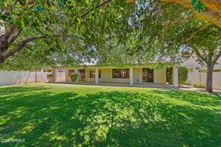 8216 W CROCUS Drive, Peoria, AZ 85381