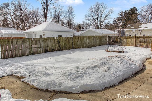 2137 Eastern Avenue, Grand Rapids, MI 49505