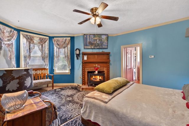 650 Hampton Street, Elloree, SC 29047