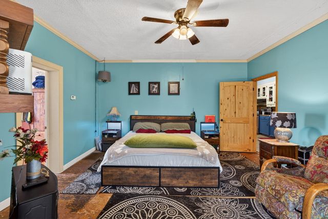650 Hampton Street, Elloree, SC 29047