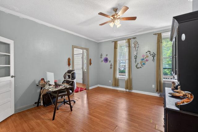 650 Hampton Street, Elloree, SC 29047