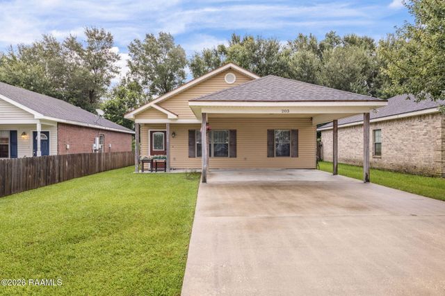 203 Sunflower Estates Lane, Carencro, LA 70520