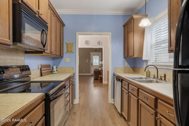 203 Sunflower Estates Lane, Carencro, LA 70520