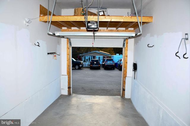 6371 FOREST AVE, Elkridge, MD 21075