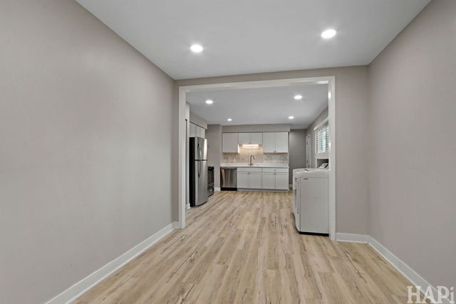 74 Paddock Street, Montgomery, IL 60538