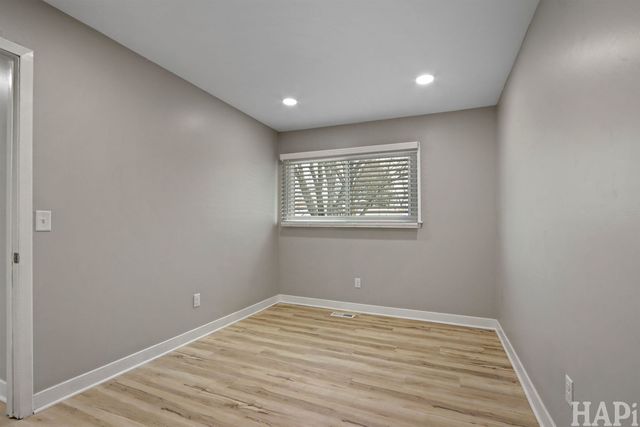 74 Paddock Street, Montgomery, IL 60538