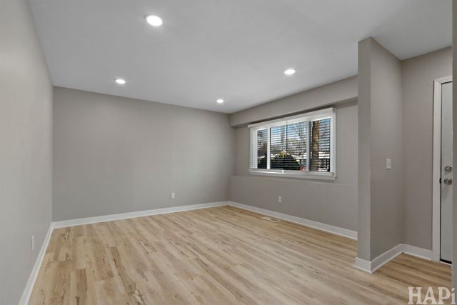 74 Paddock Street, Montgomery, IL 60538