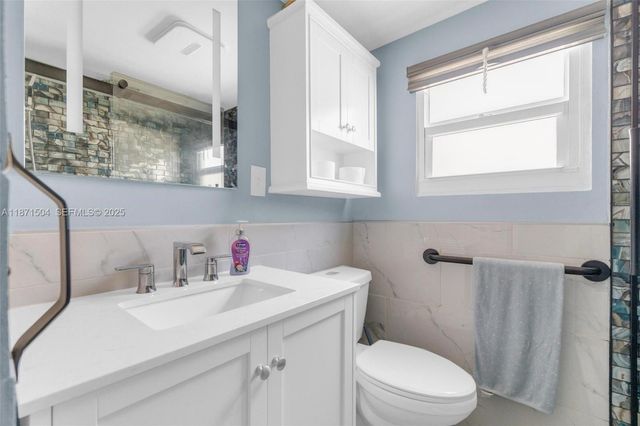 204 Flamingo Drive 1, Briny Breezes, FL 33435