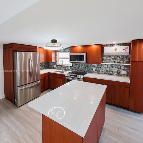 204 Flamingo Drive 1, Briny Breezes, FL 33435