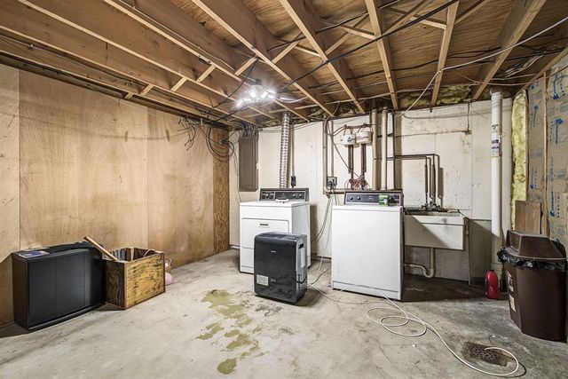 3145 Comet Avenue, Eau Claire, WI 54703