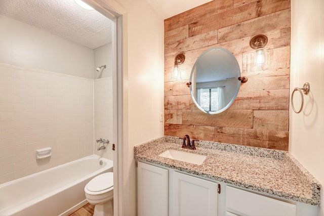 529 Warm Springs Circle, Roswell, GA 30075