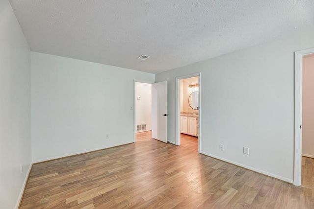 529 Warm Springs Circle, Roswell, GA 30075