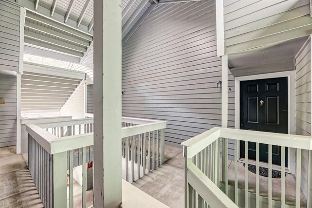 529 Warm Springs Circle, Roswell, GA 30075