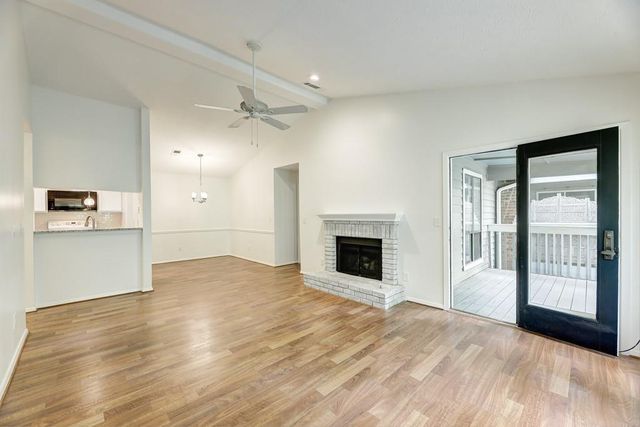 529 Warm Springs Circle, Roswell, GA 30075