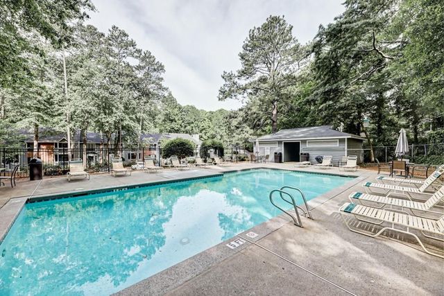 529 Warm Springs Circle, Roswell, GA 30075