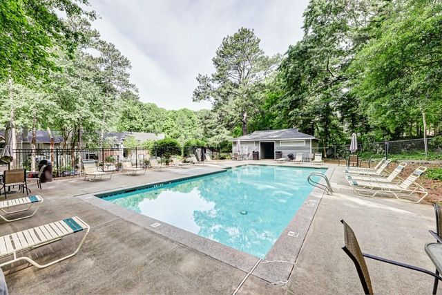 529 Warm Springs Circle, Roswell, GA 30075