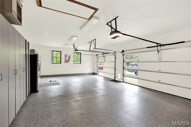 1586 Mason Knoll Road, Town And Country, MO 63131