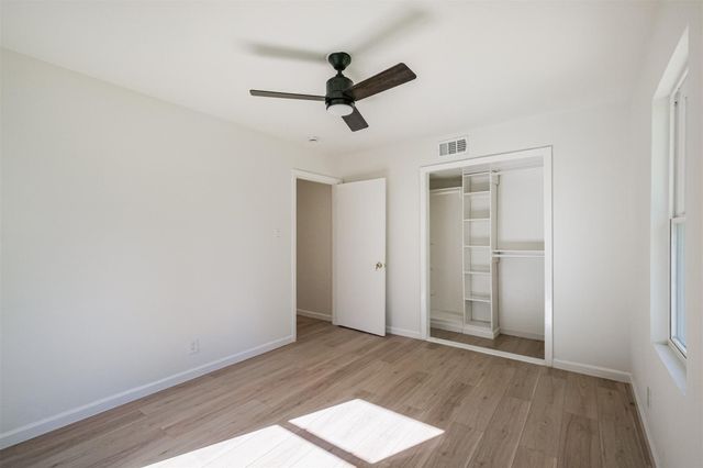 9419 Campbell Road, Houston, TX 77080