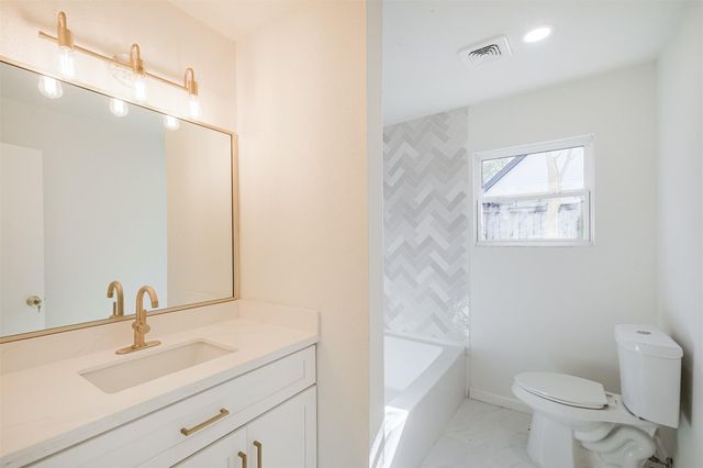 9419 Campbell Road, Houston, TX 77080