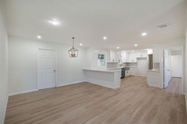 9419 Campbell Road, Houston, TX 77080