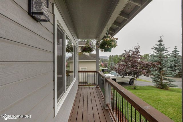 17250 Hideaway Ridge Drive, Eagle River, AK 99577