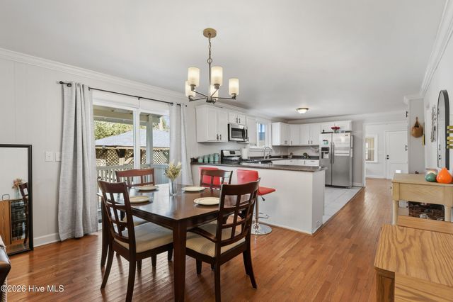 1941 Moss Street, Wilmington, NC 28403