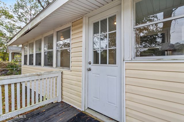 1941 Moss Street, Wilmington, NC 28403