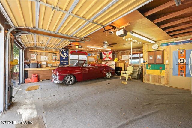 802 LEMON Avenue, Crescent City, FL 32112