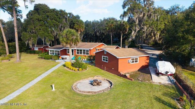 802 LEMON Avenue, Crescent City, FL 32112