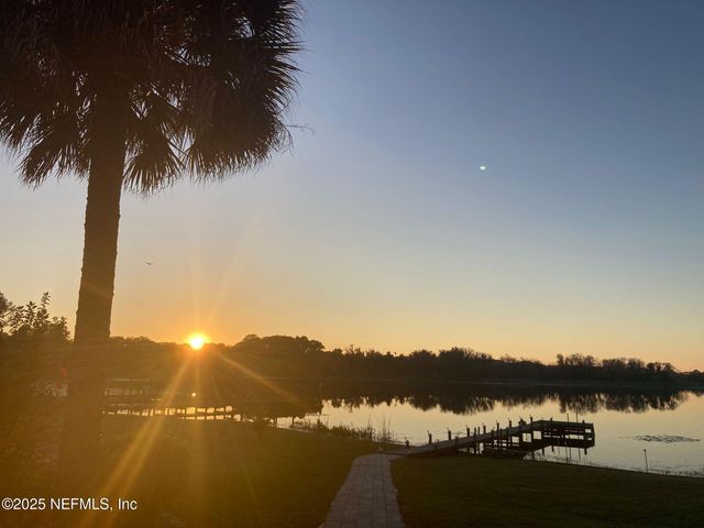 802 LEMON Avenue, Crescent City, FL 32112