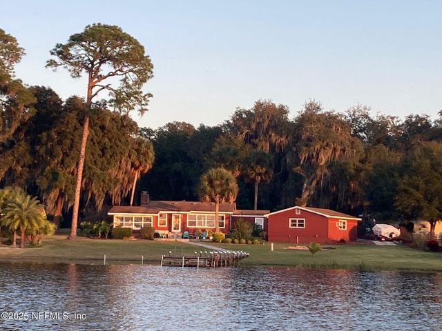 802 LEMON Avenue, Crescent City, FL 32112