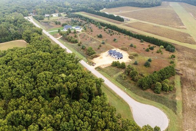 60713 Airpark Lane, Mattawan, MI 49071