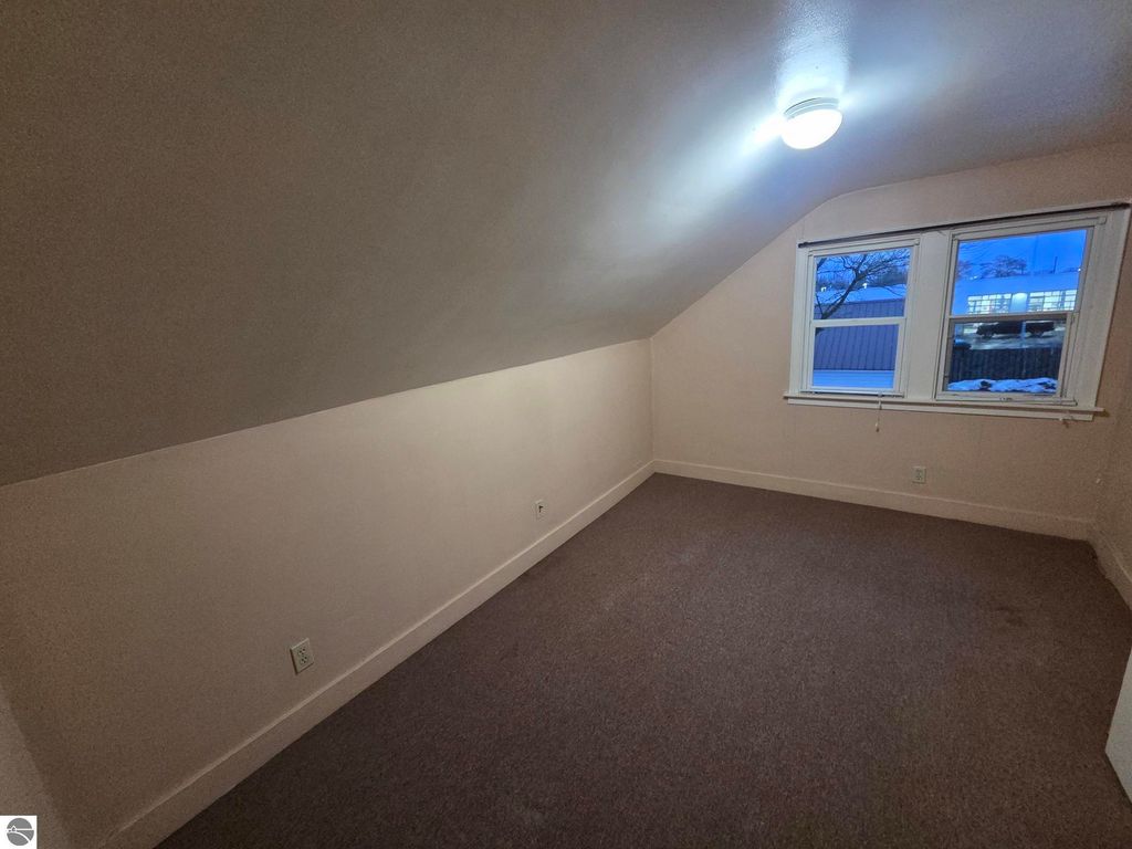 Image 21 of property listing at 820-822 E Chippewa Street, Mt Pleasant, MI 48858