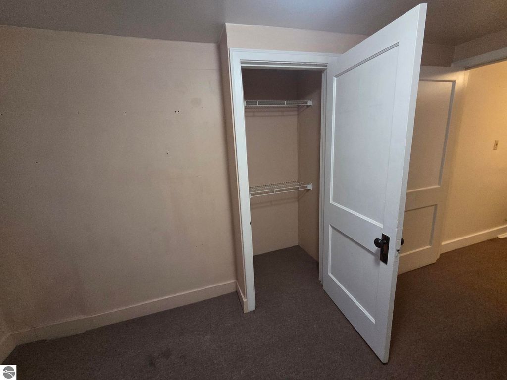 Image 22 of property listing at 820-822 E Chippewa Street, Mt Pleasant, MI 48858