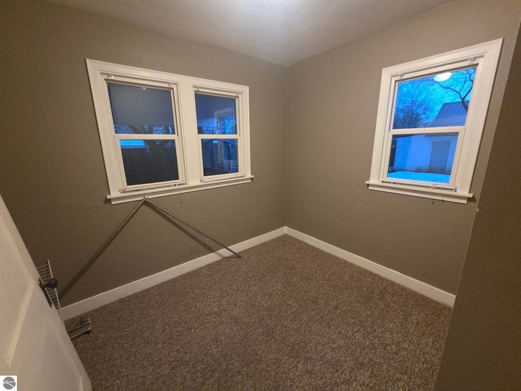 Image 28 of property listing at 820-822 E Chippewa Street, Mt Pleasant, MI 48858