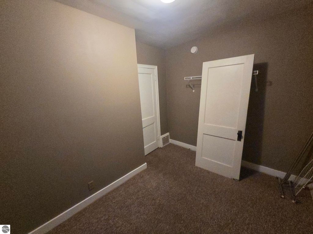 Image 29 of property listing at 820-822 E Chippewa Street, Mt Pleasant, MI 48858