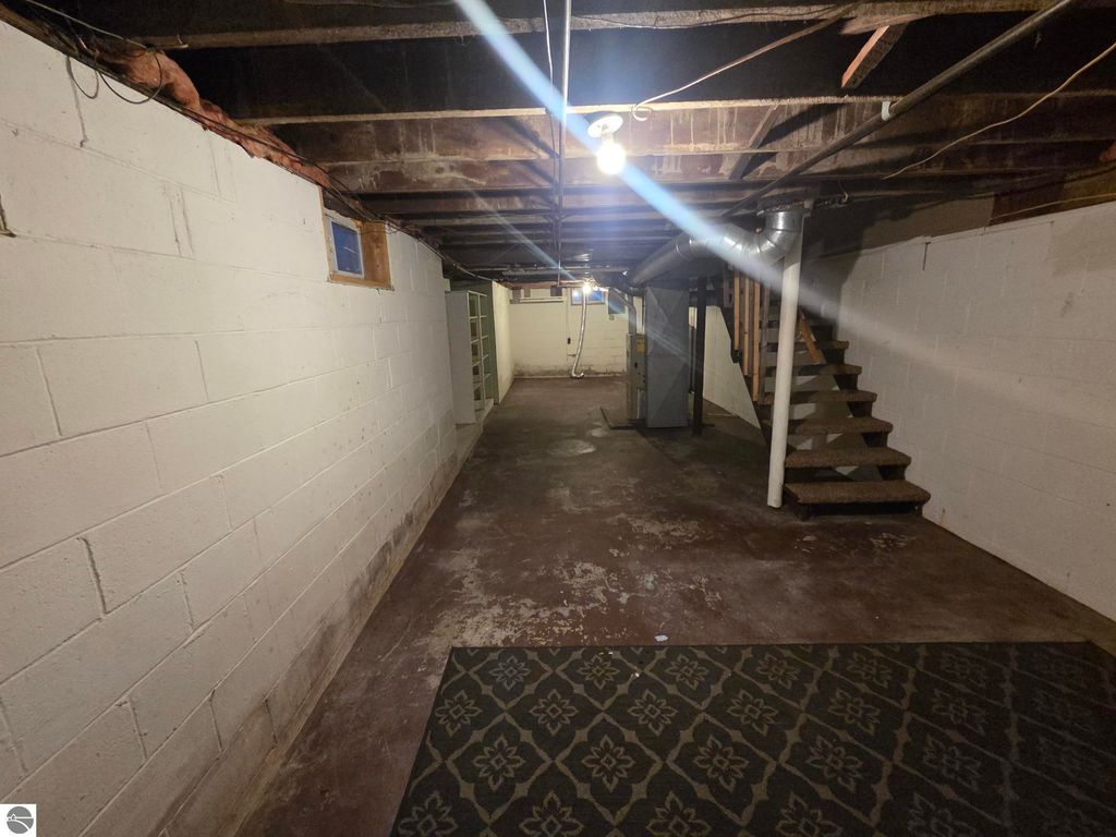 Image 30 of property listing at 820-822 E Chippewa Street, Mt Pleasant, MI 48858