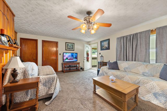 35 Herbert Grubbs Road, Lancaster, KY 40444