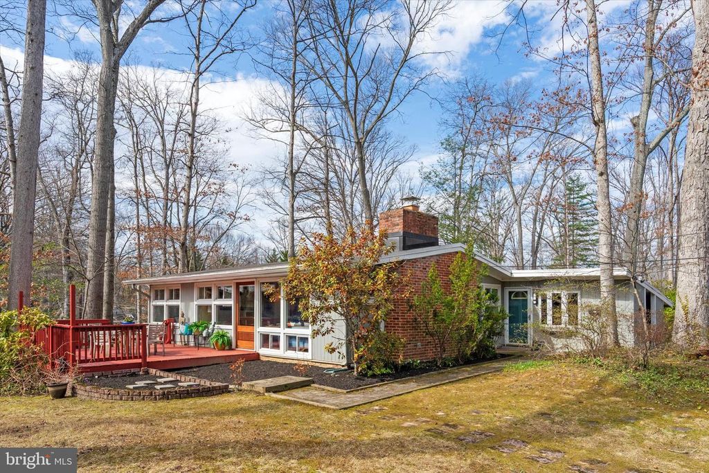 3408 HARTWELL CT, Falls Church, VA 22042