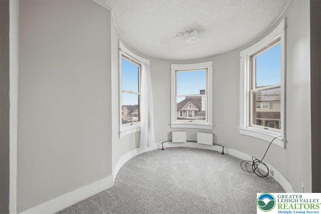 1229 Main Street, Northampton Boro, PA 18067