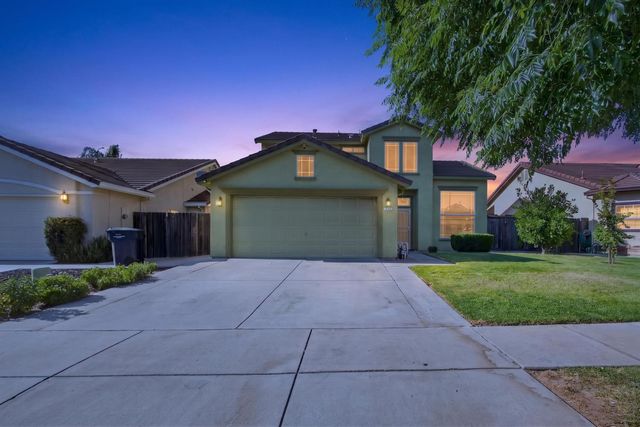 625 SE Helen Dr, Turlock, CA 95382
