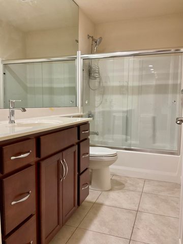 2 Antigua Lane, Port St. Lucie, Port St Lucie, FL 34952