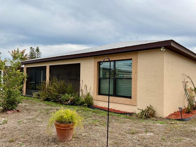 2 Antigua Lane, Port St. Lucie, Port St Lucie, FL 34952