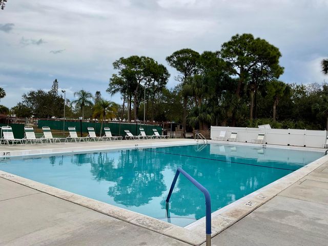 2 Antigua Lane, Port St. Lucie, Port St Lucie, FL 34952