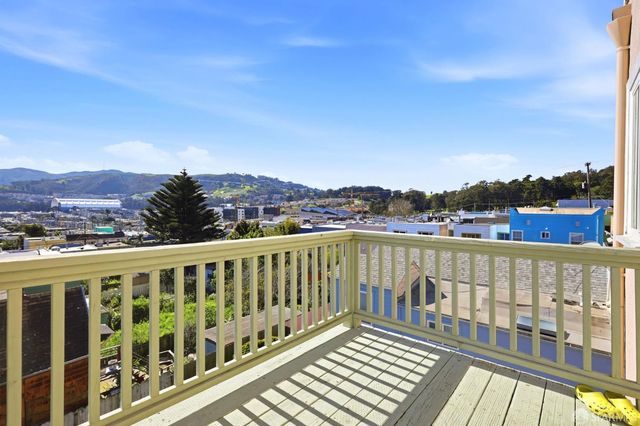 473 Leland Avenue, San Francisco, CA 94134